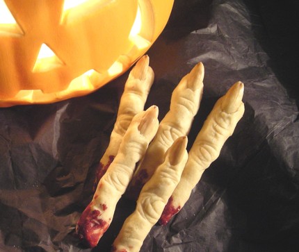 Bloody Witches' Fingers
