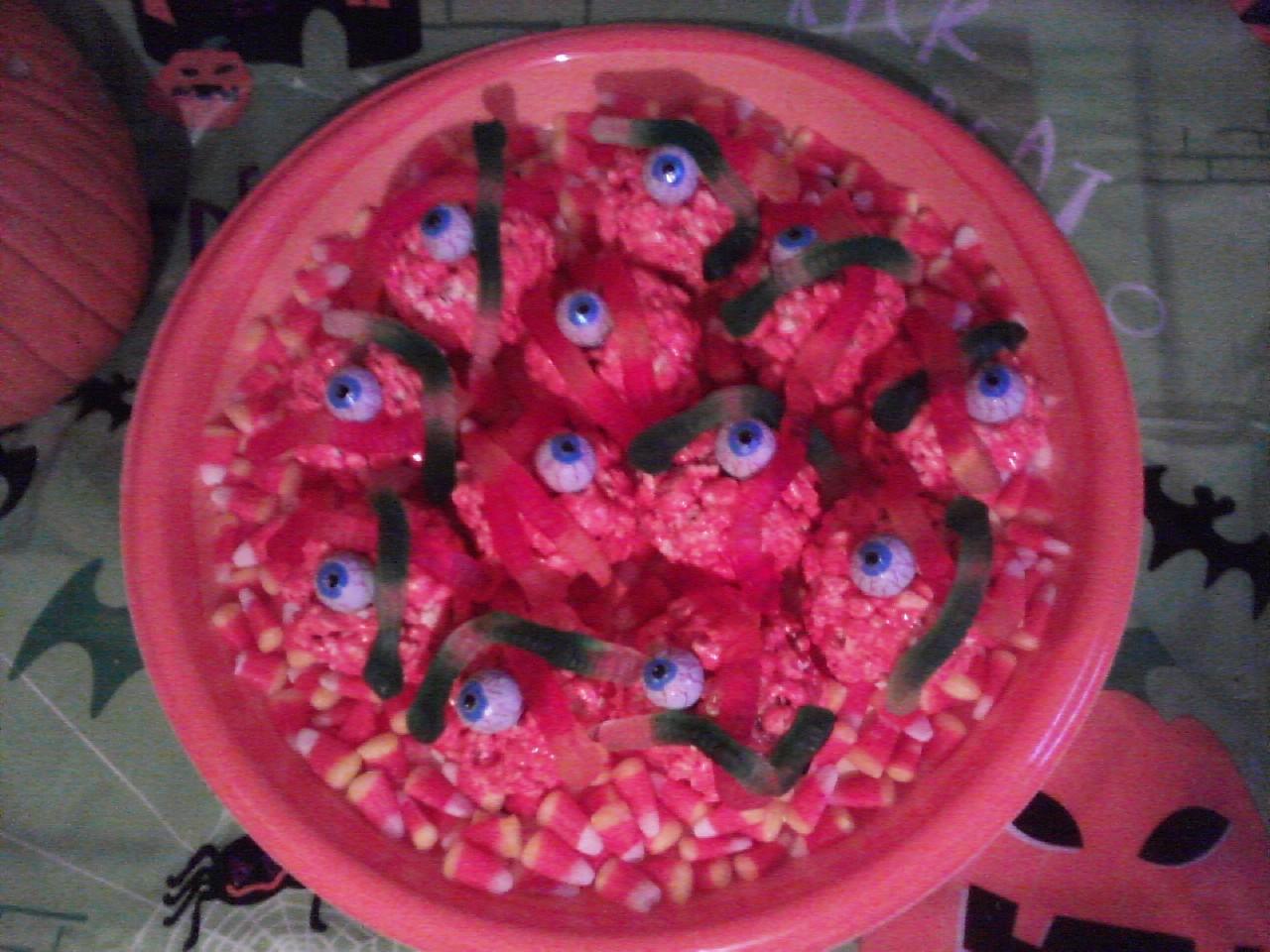 Spooky Halloween popcorn Balls
