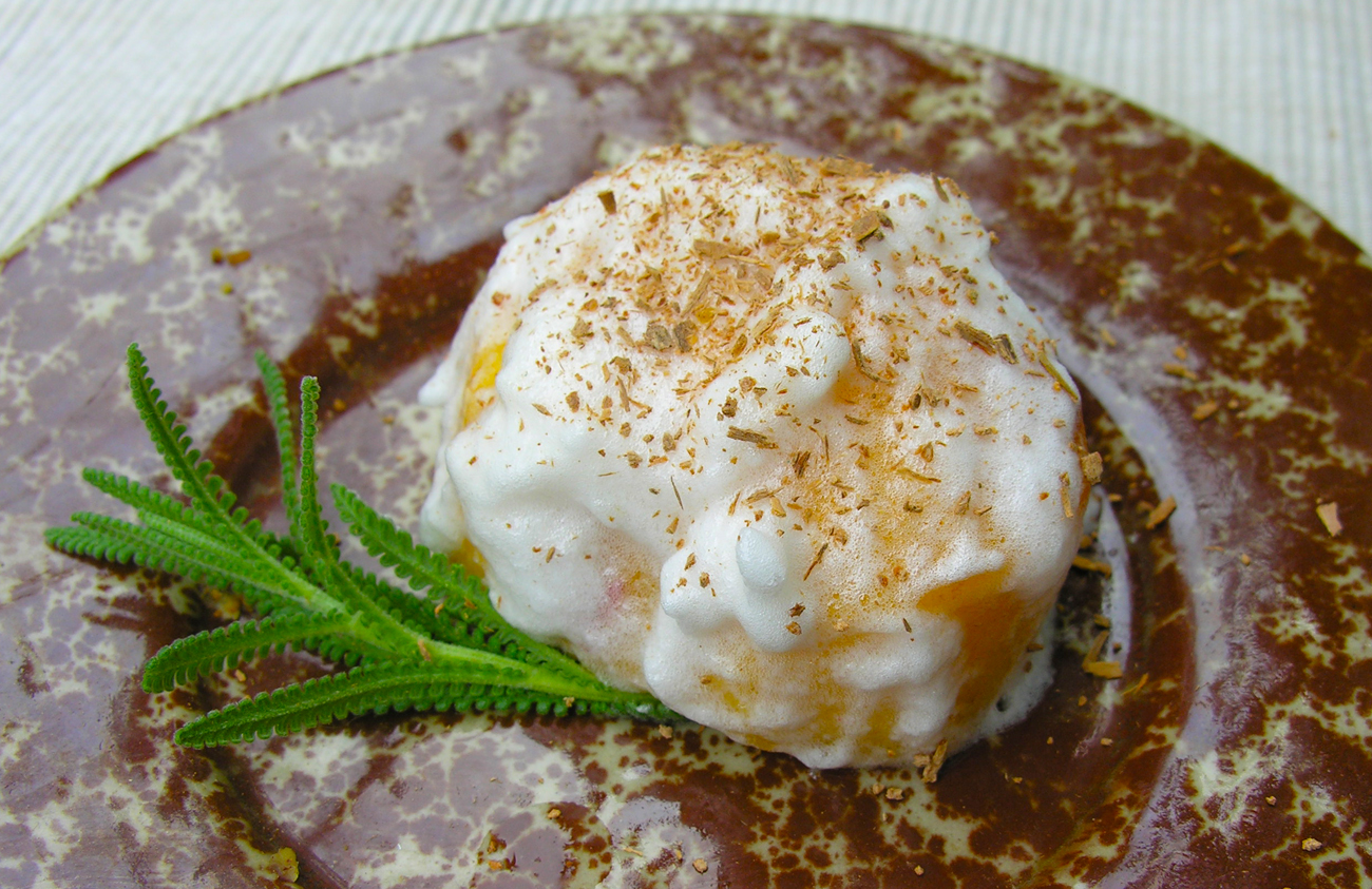 Iced peaches