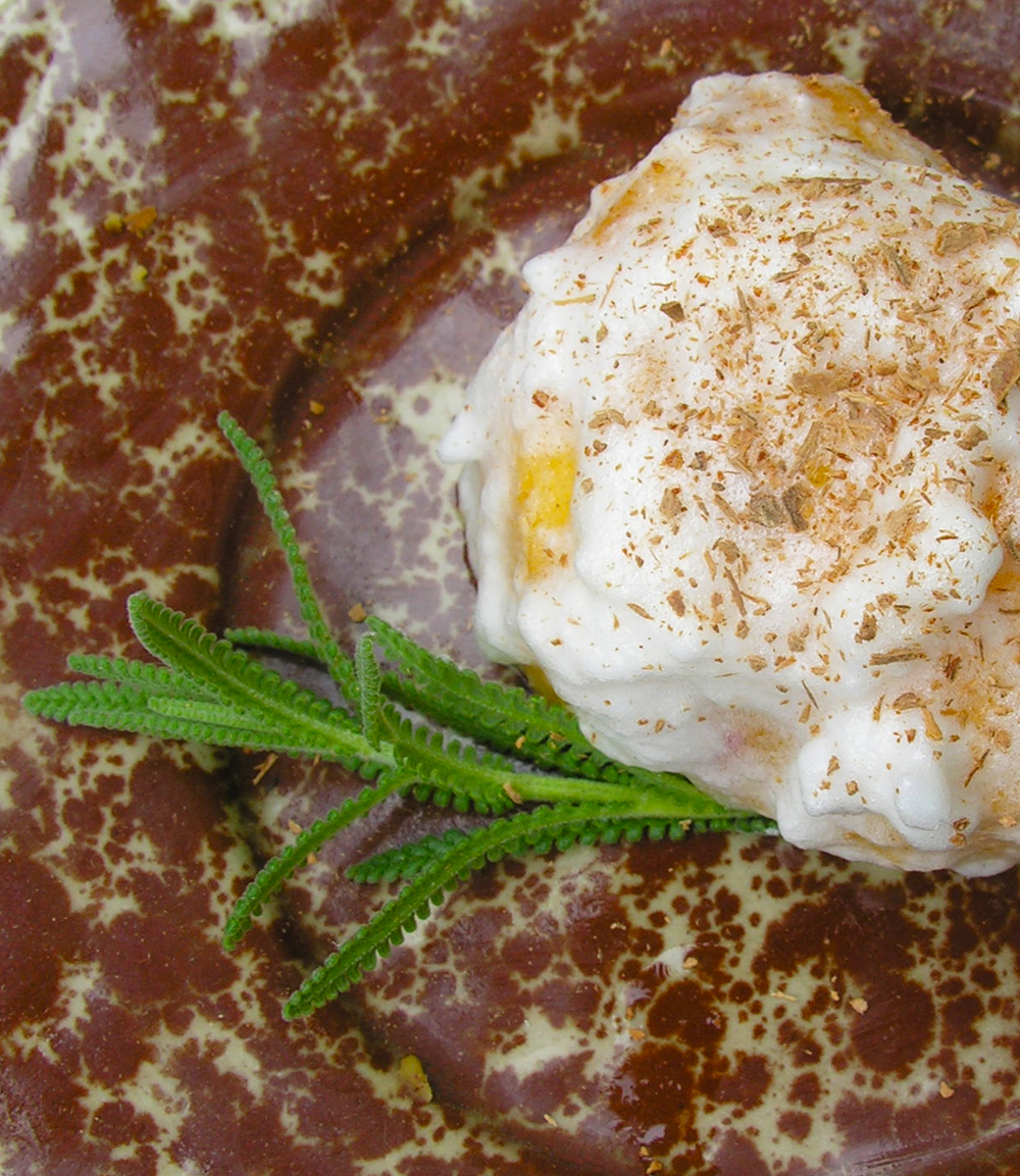 Iced peaches