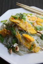 Rice Noodle Salad with Mango and Snow Peas 