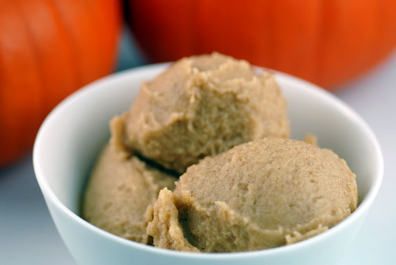 Vegan Pumpkin Pie Ice Cream