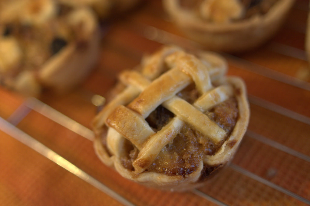 Rum Raisin Mini Apple Pie Bites