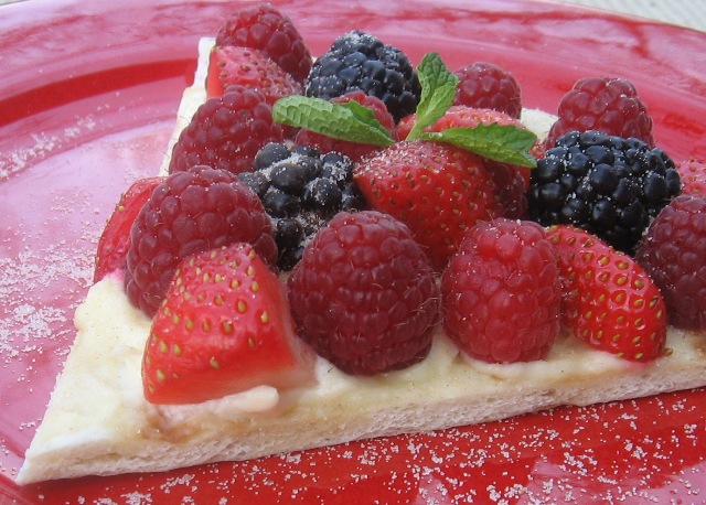 Breakfast Pizza with Fresh Berries and Mascarpone