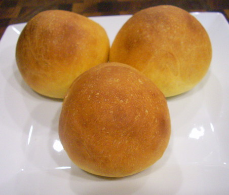 Sweet_potato_buttermilk_dinner_rolls_2_
