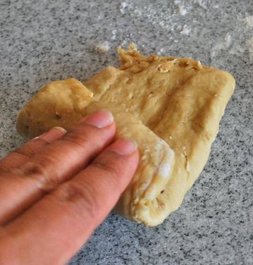 Heavenly Oatmeal-Molasses Rolls