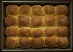 Dinner_rolls
