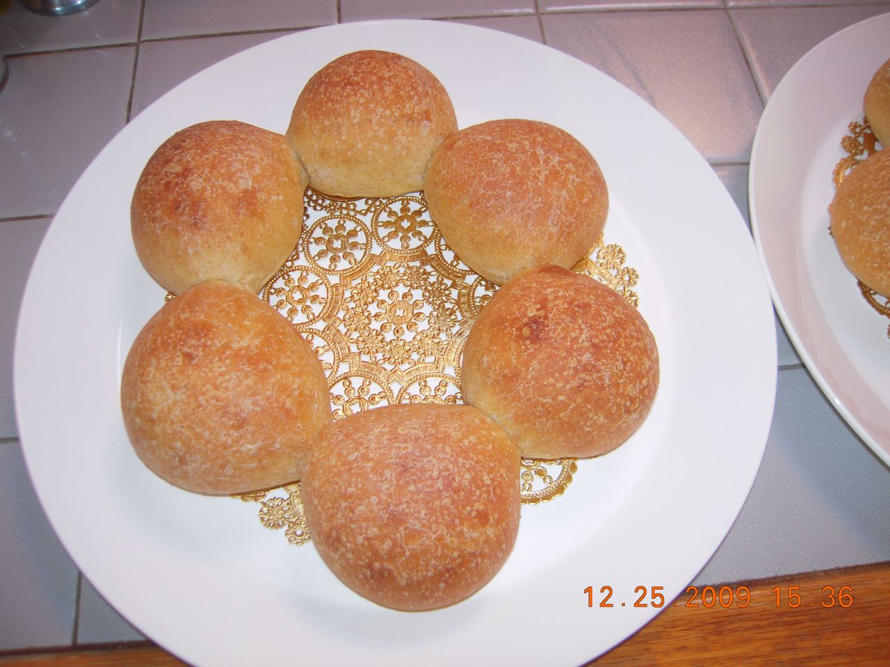 Whole-grain Olive Oil Dinner Rolls
