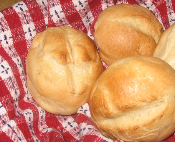 Crusty Dinner Rolls