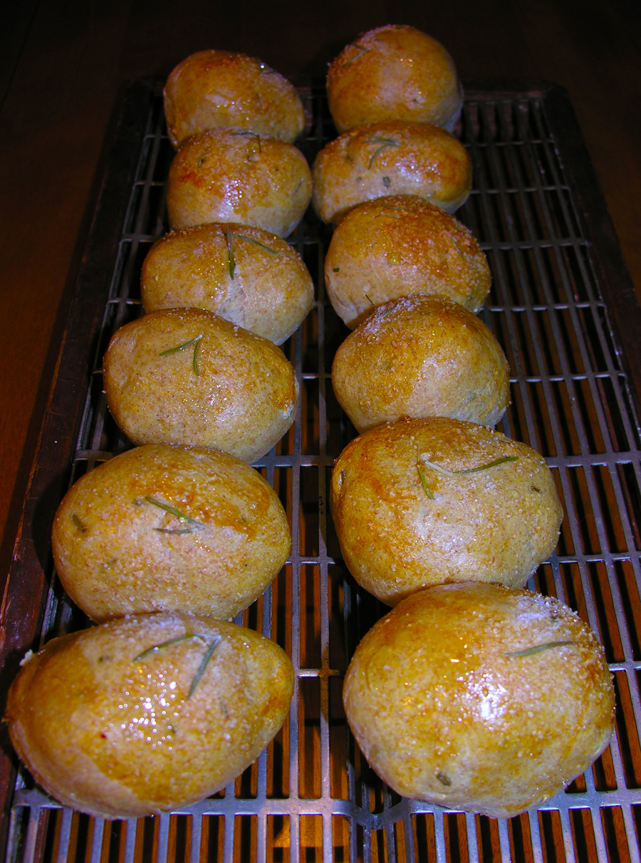 Rosemary lemon rolls 