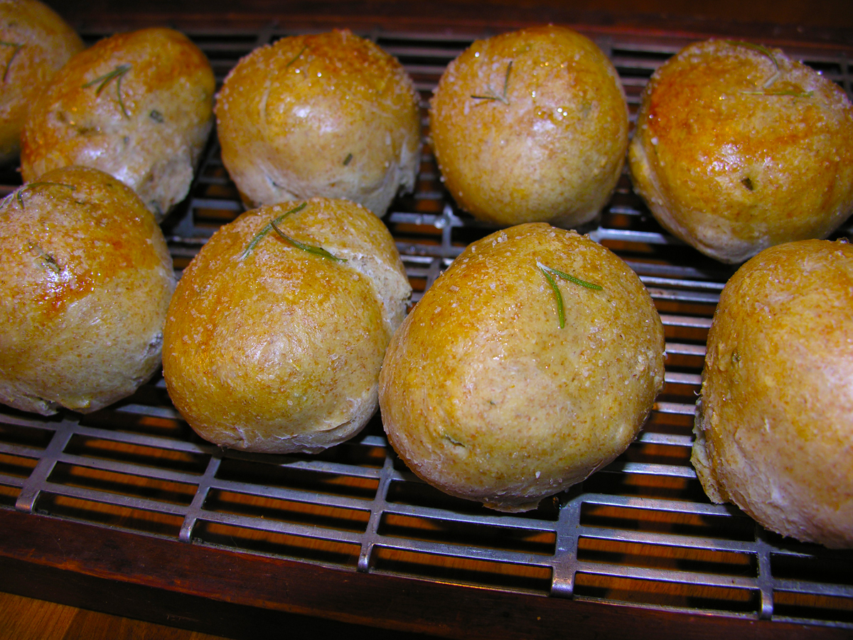 Rosemary lemon rolls 