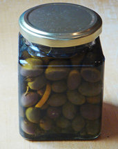 Olives_in_oil