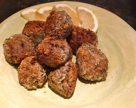 Lentil Meatballs with No Meat and a Surprise Center
