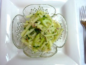 Apple_and_2_celery_salad_picniked