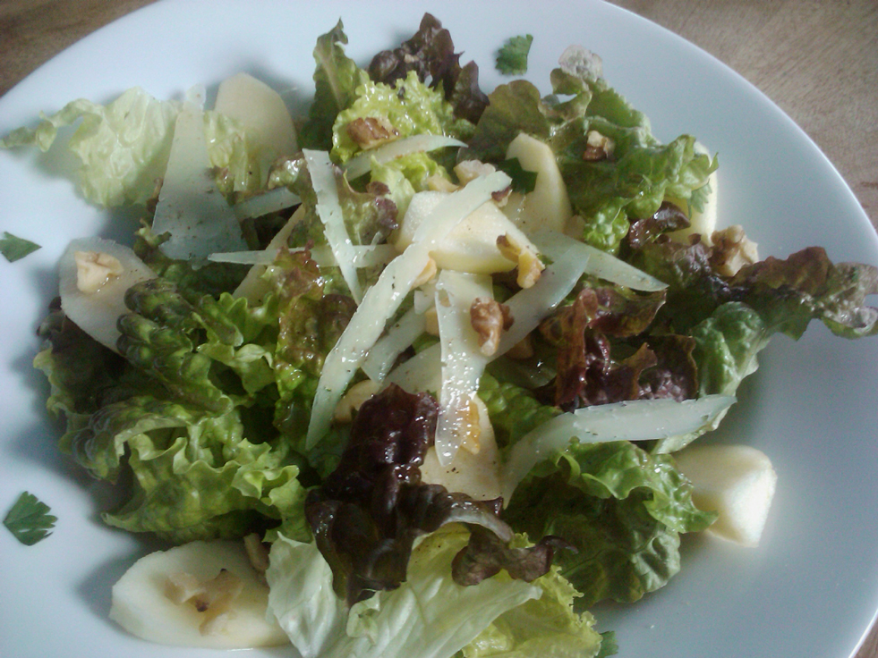 Apples on Greens with Cumin Vinaigrette