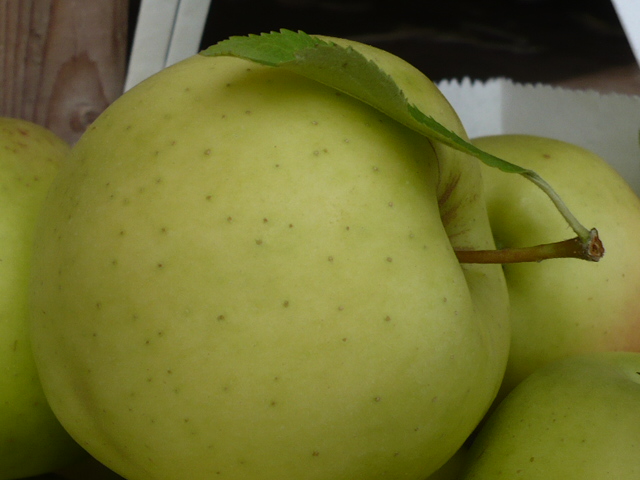 ohh la la chopped apple salad