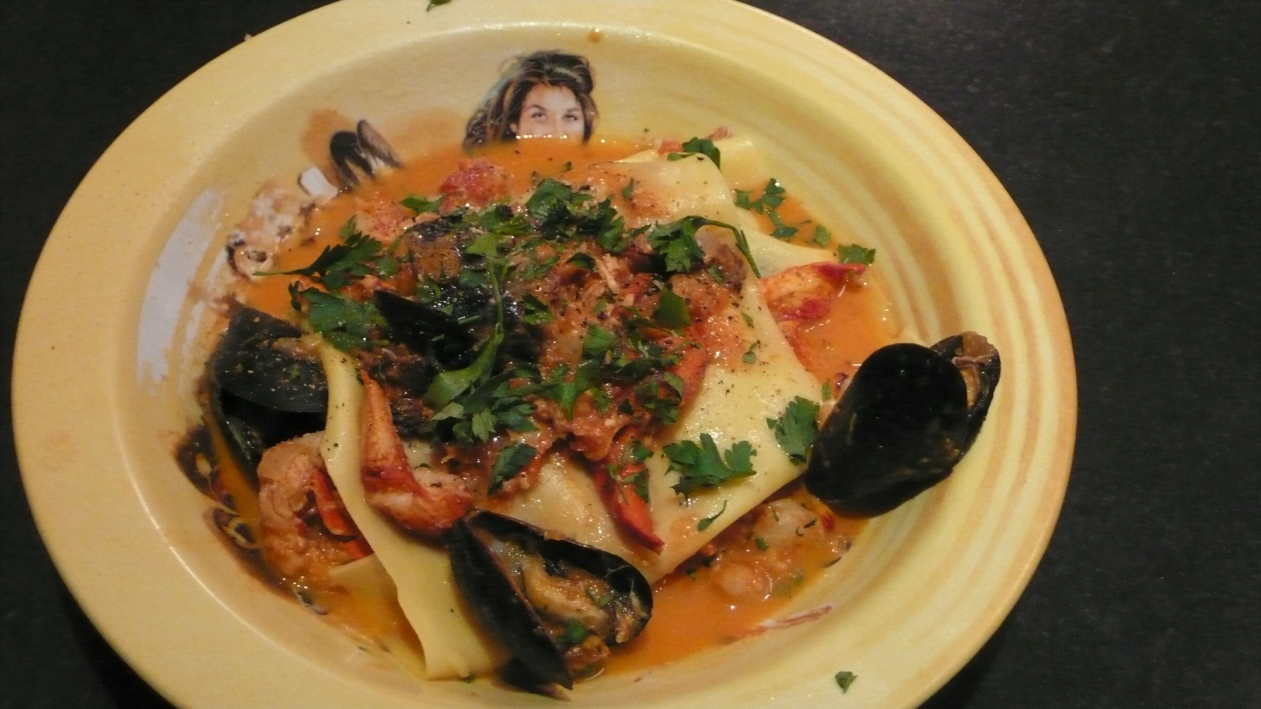 SEAFOOD BOLOGNESE