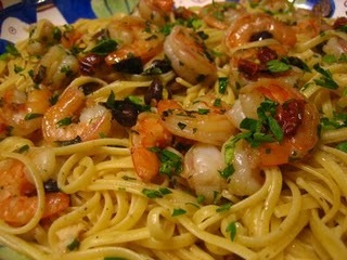 Lemon_pepper_linguine_with_shrimp