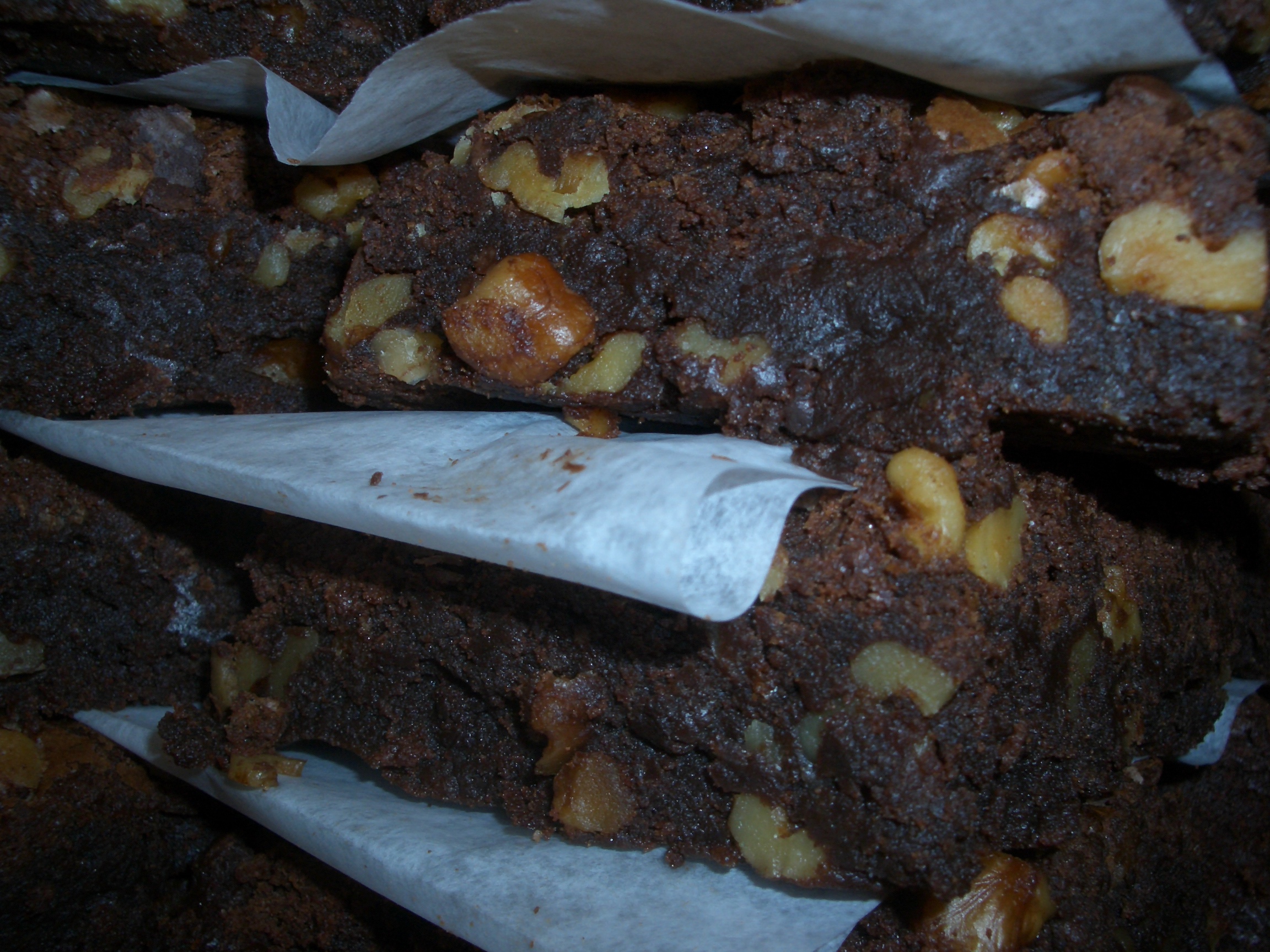 Gluten-Free Sweet Potato Cardamom Macadamia Brownies