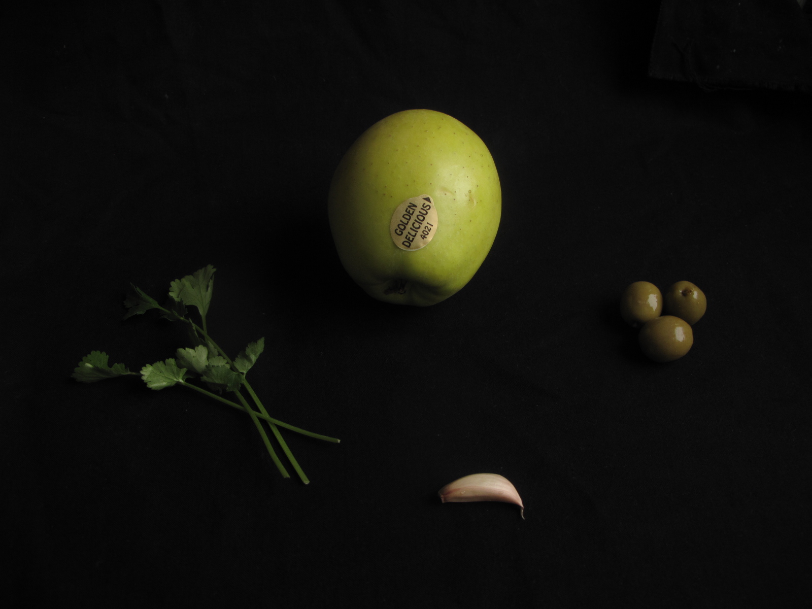 Smoked Mackerel Roll with Olive-Apple sauce