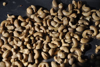Pumpkin_soup_and_crispy_bay_etc._cashews_009