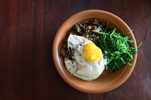 Thai Basil Stir-Fry ( Put Kaprow)