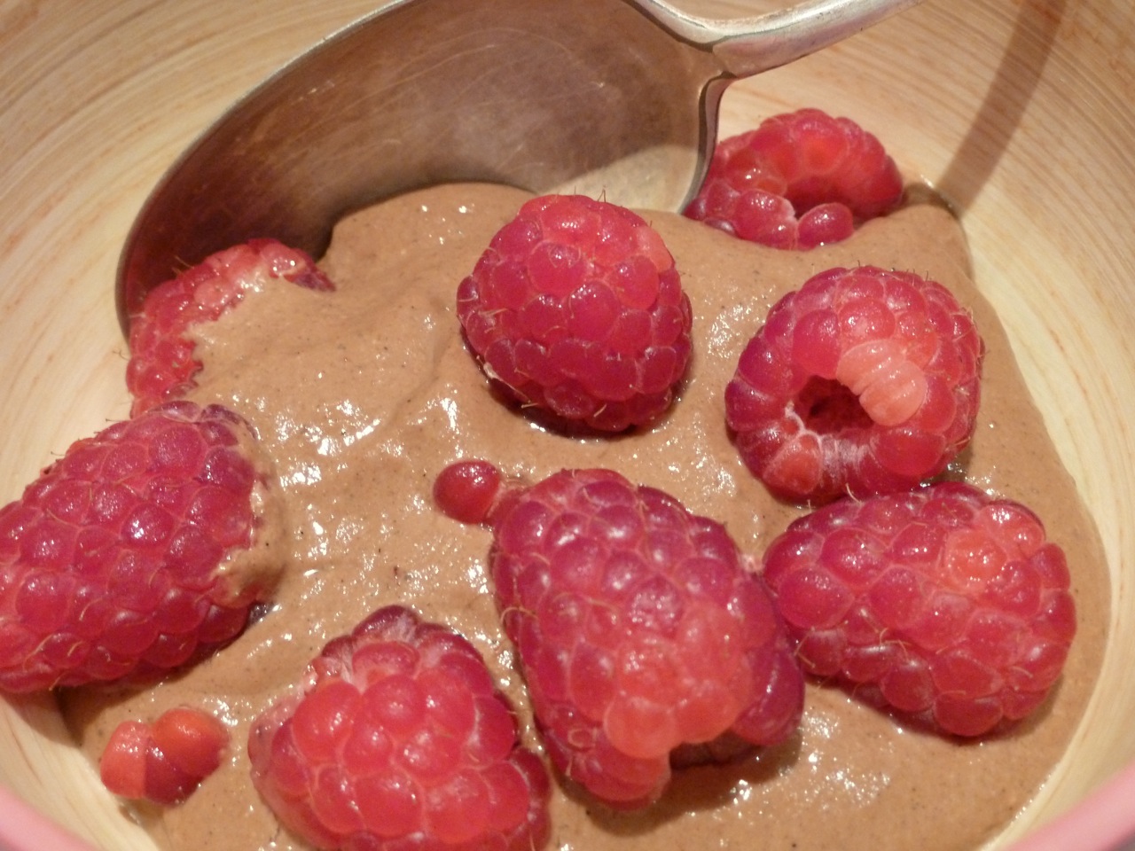 Raw Chocolate and Raspberry Pudding