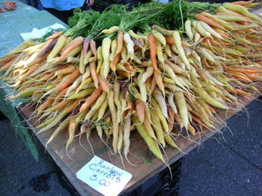 Curried Carrots Giulia with Bulgur Pilaf