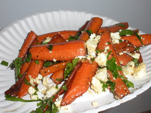 Roasted carrots with feta