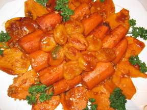   Vegetarian Syrian Style Stuffed Carrots ( Mehshi Jazzar)