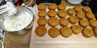 Ccakes_and_frosting_lo