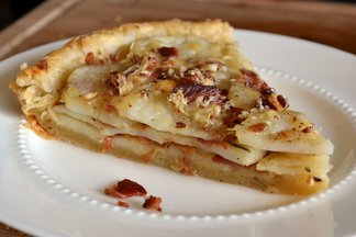 Potatotartrosemarybacongruyere