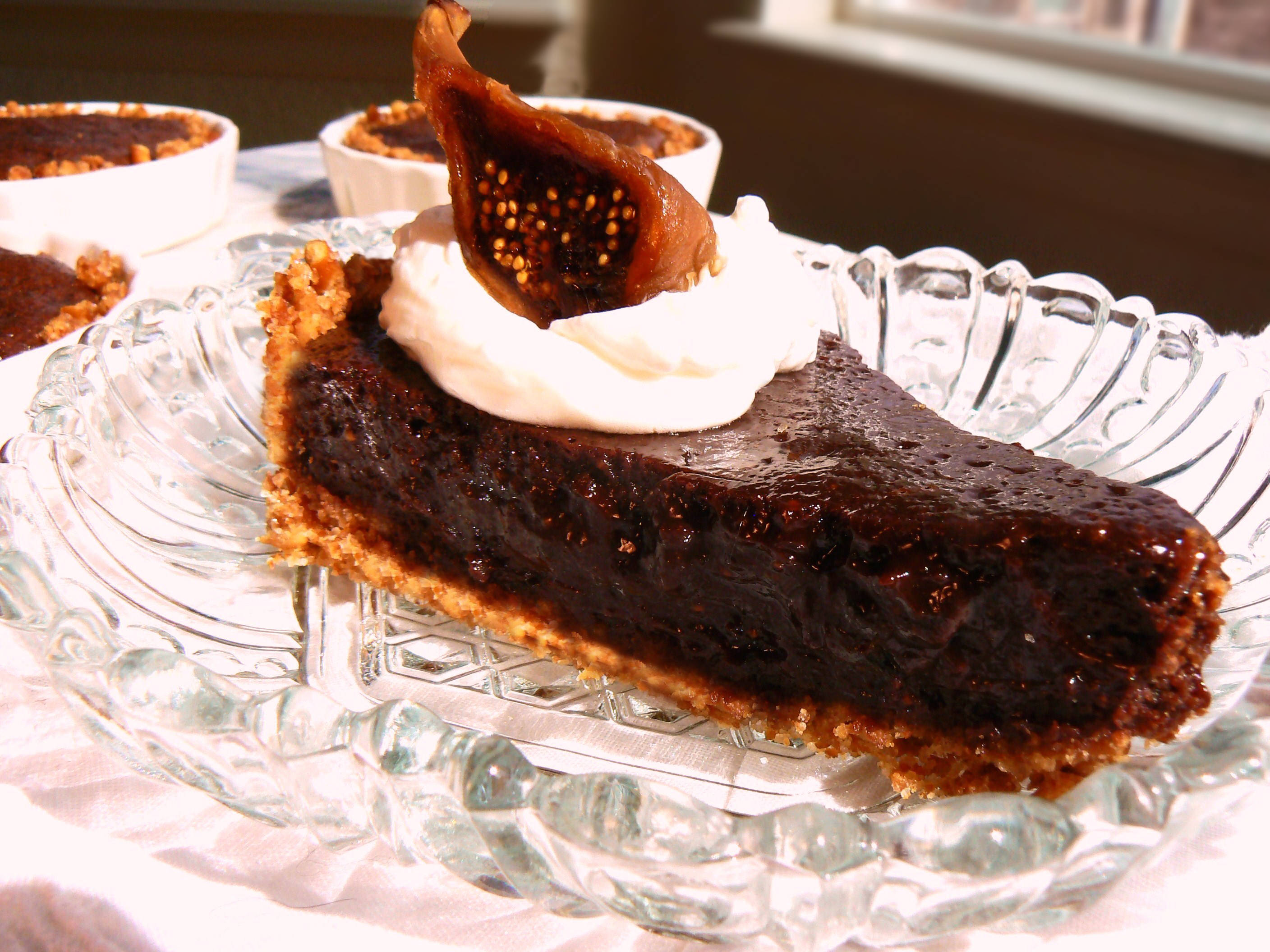 Mocha & Fig Tart with an Almond Pretzel Crust