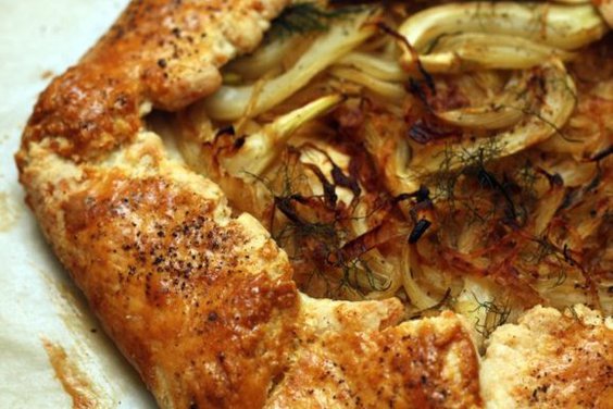 Fennel and Onion Galette with Gruyere Crust