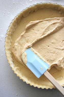 Quince Jelly Tart with Cinnamon Cream Cheese