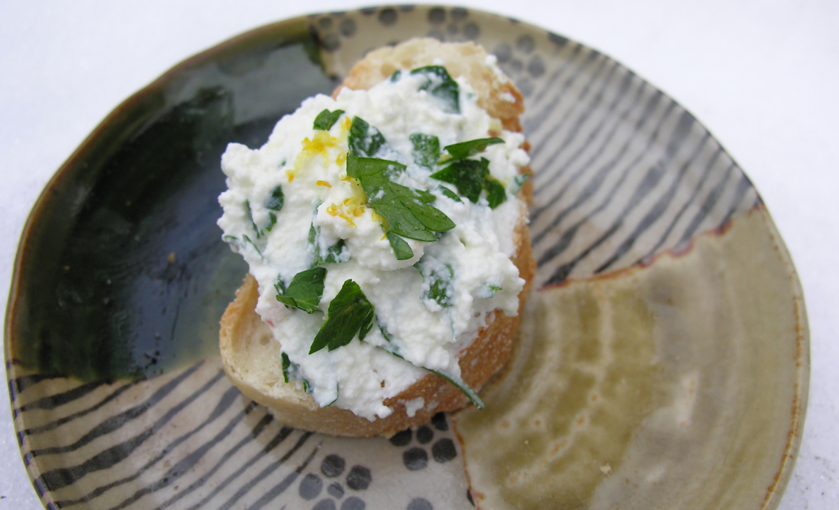Simple herbed ricotta