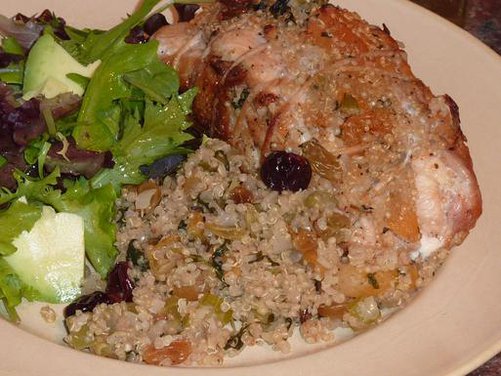 Quinoa Stuffing with Dried Fruits