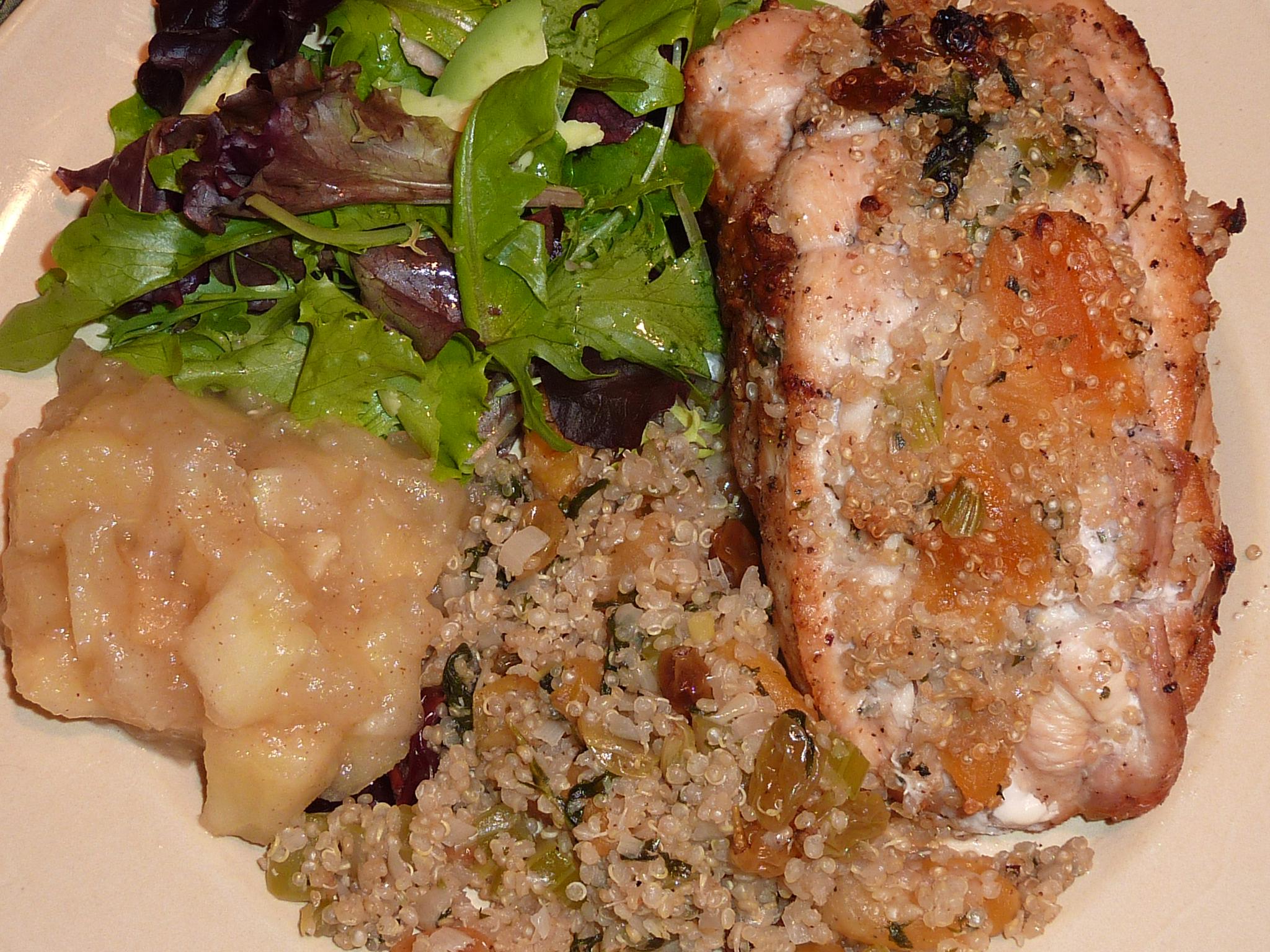 Quinoa Stuffing with Dried Fruits