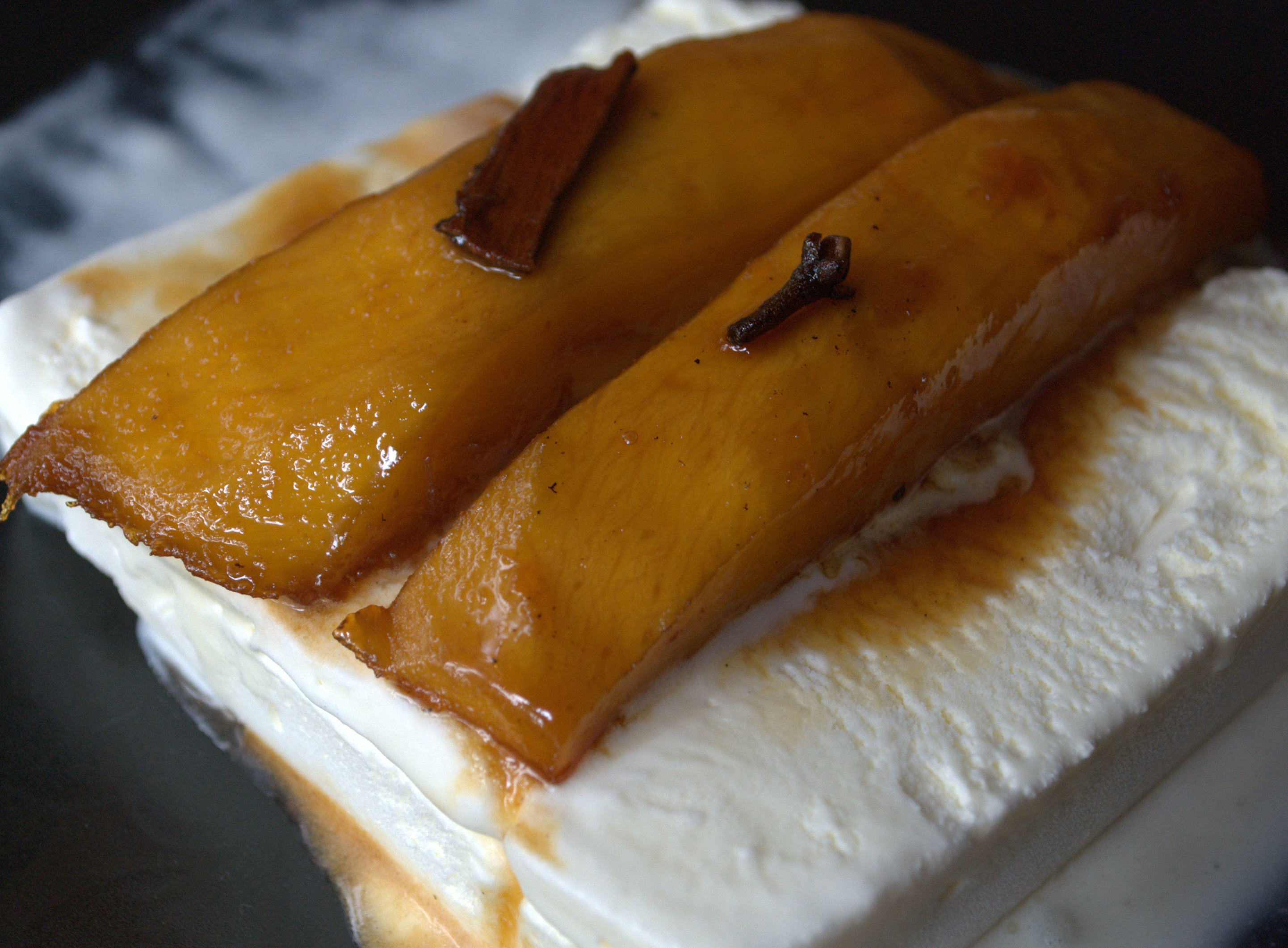 Flaming  Mango  Dessert