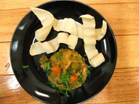 Bisi bela 