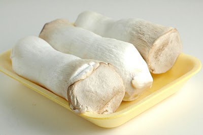Sauteed Giant Puffball or King Oyster Mushrooms