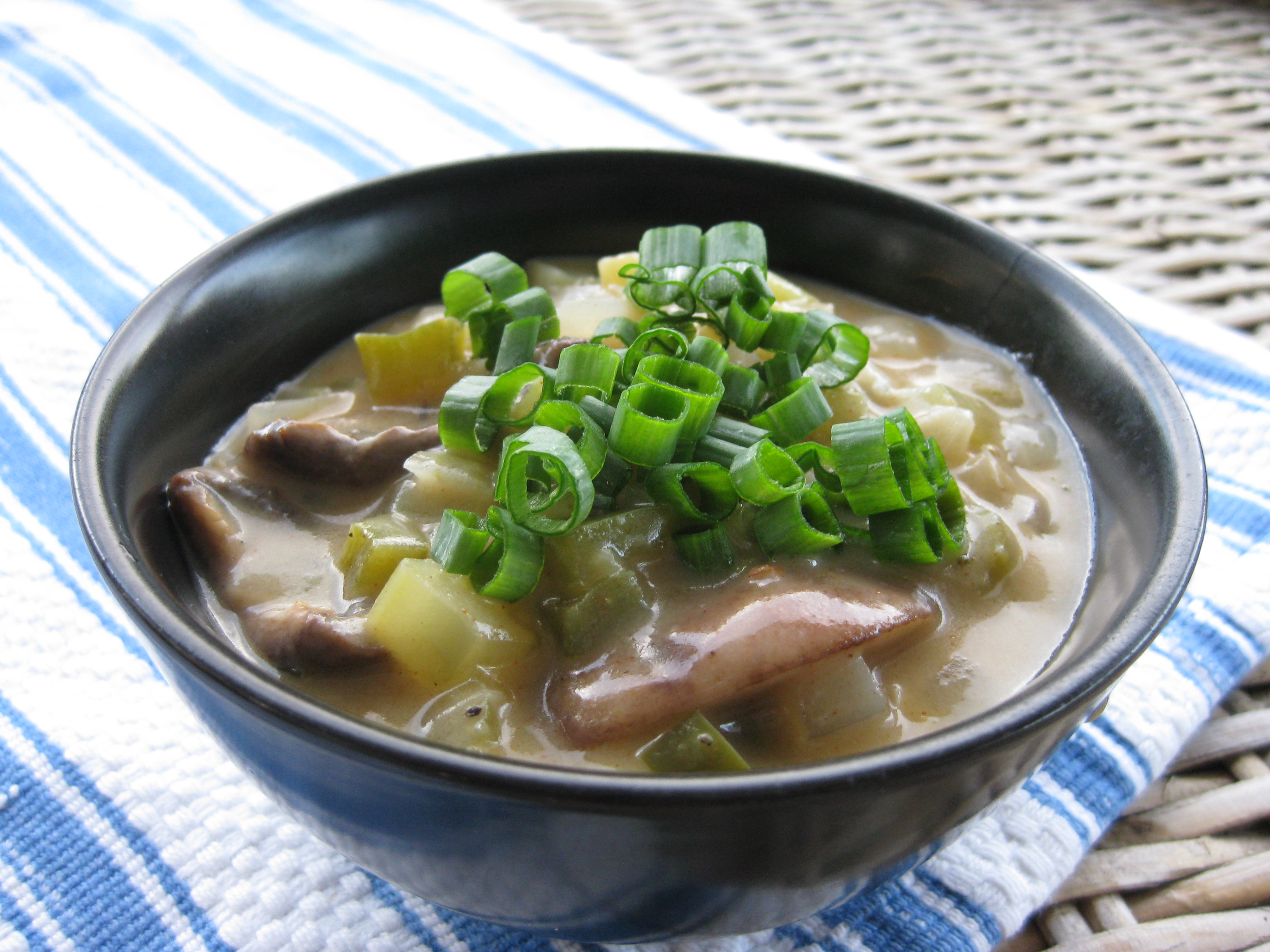 Mushroom Etouffee