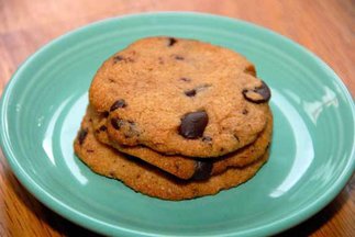 Chocolate-chip-cookies-vegan_-gluten-free