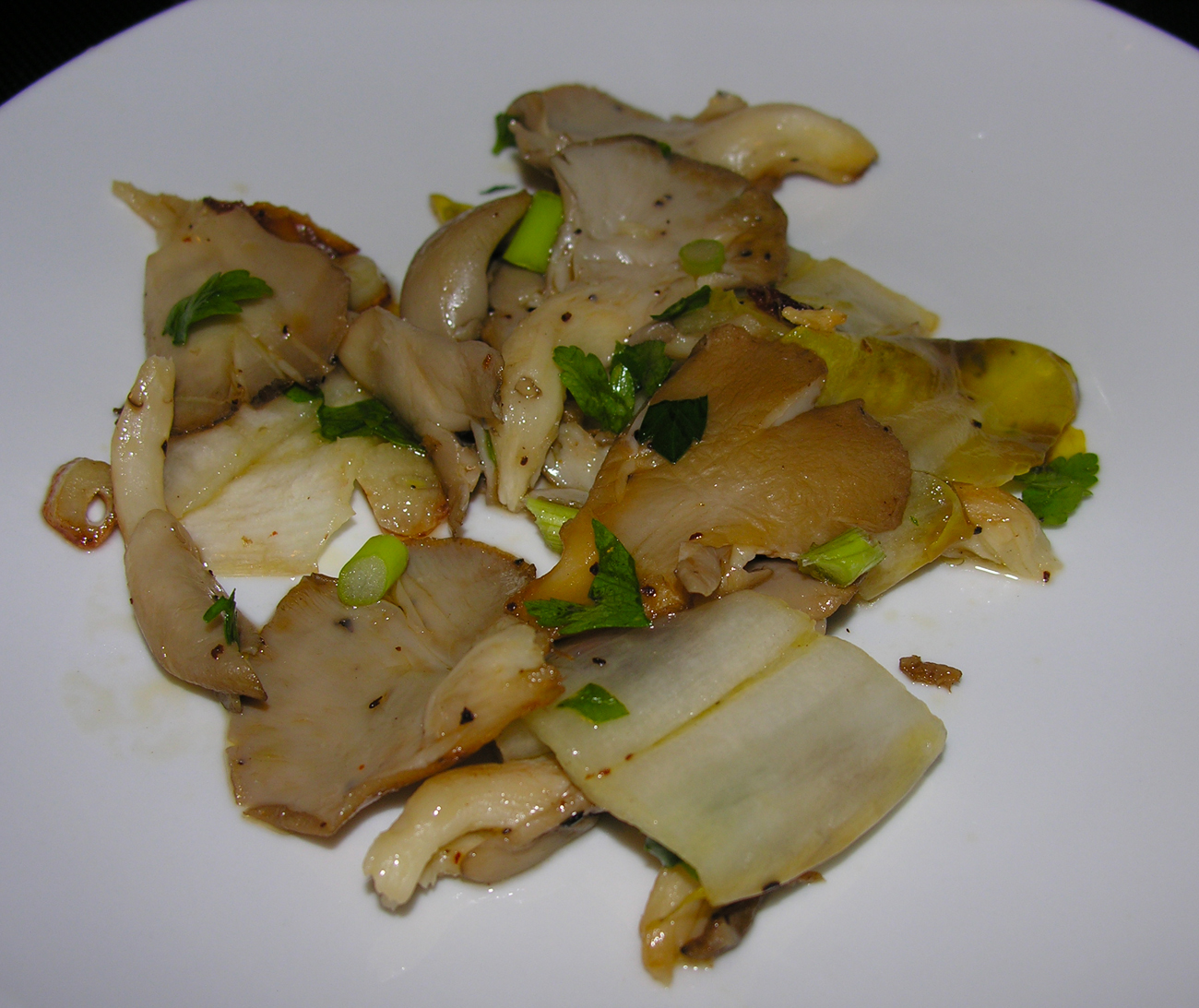 Warm endive and oyster mushroom salad