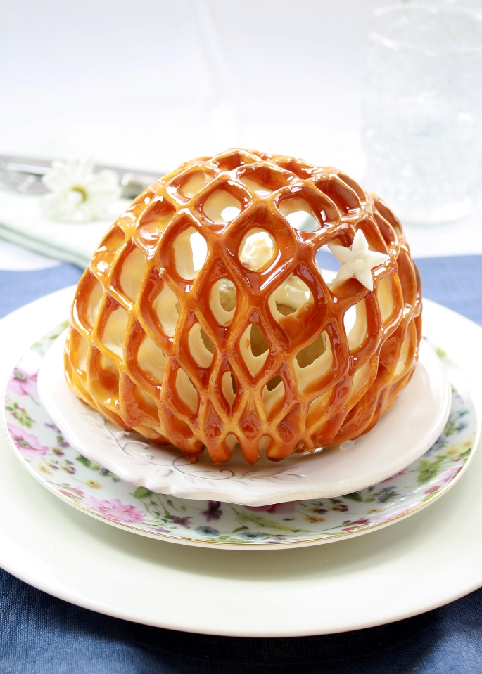 Imprisioned apples