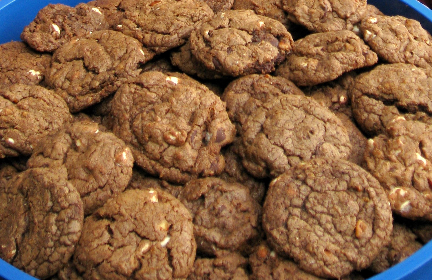 COOKIES WITH A KICK: TRIPLE CHOCOLATE PECAN BITES
