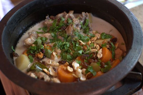 Chicken Stew with Coconut Milk 