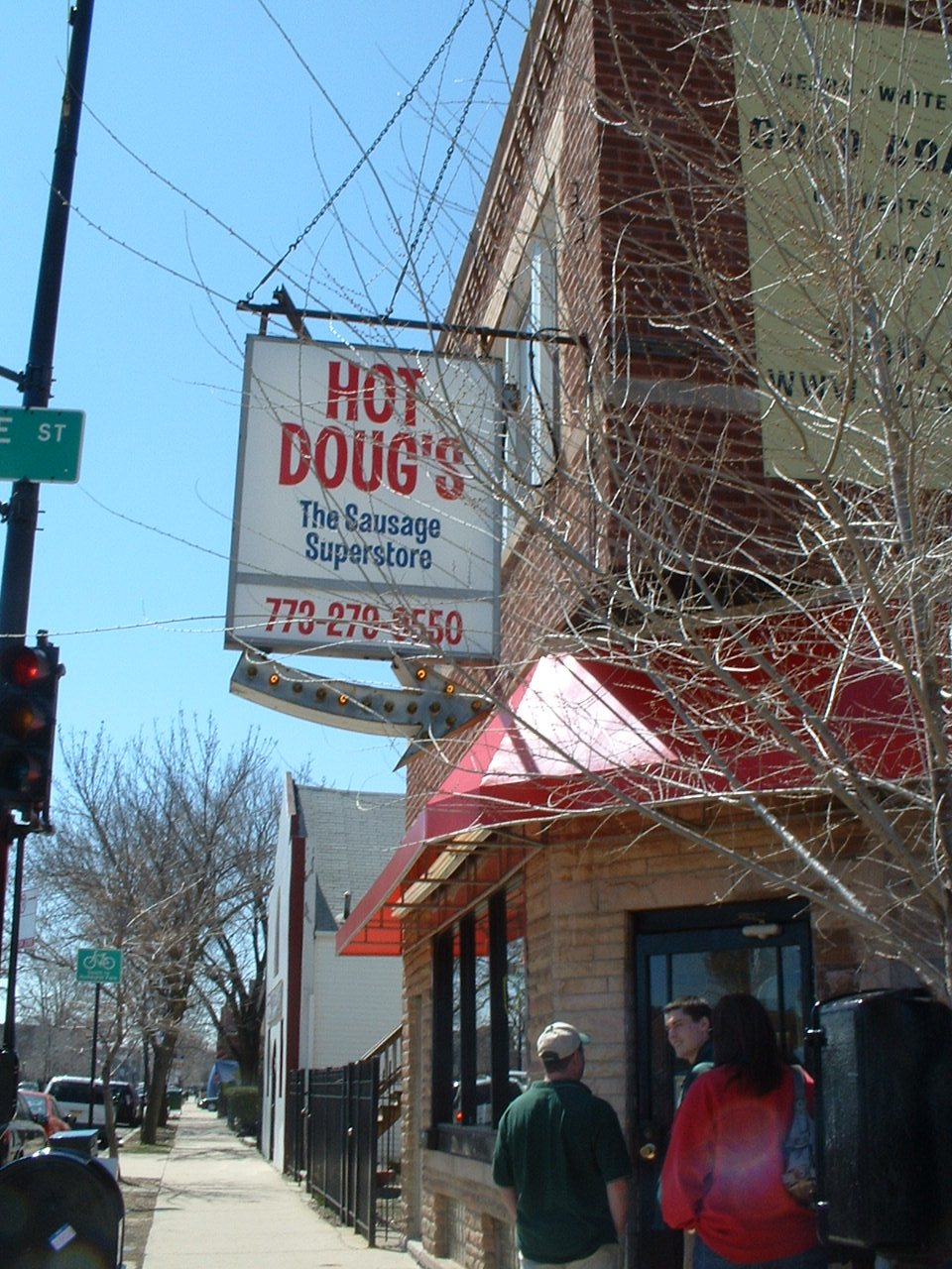 The Architecture of the Hot Dog