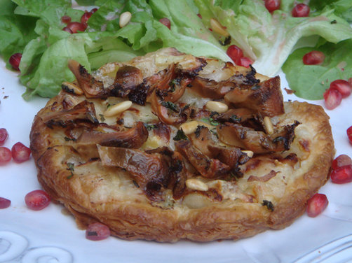 Very Thin Puff Pastry Tart with Pear, Sweet Gorgonzola and Mushroom 