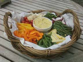 Vegetables with garlic-herb aioli